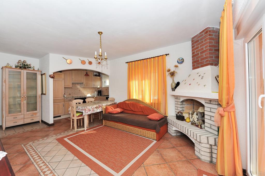 Apartment Bozena Nin Exterior foto